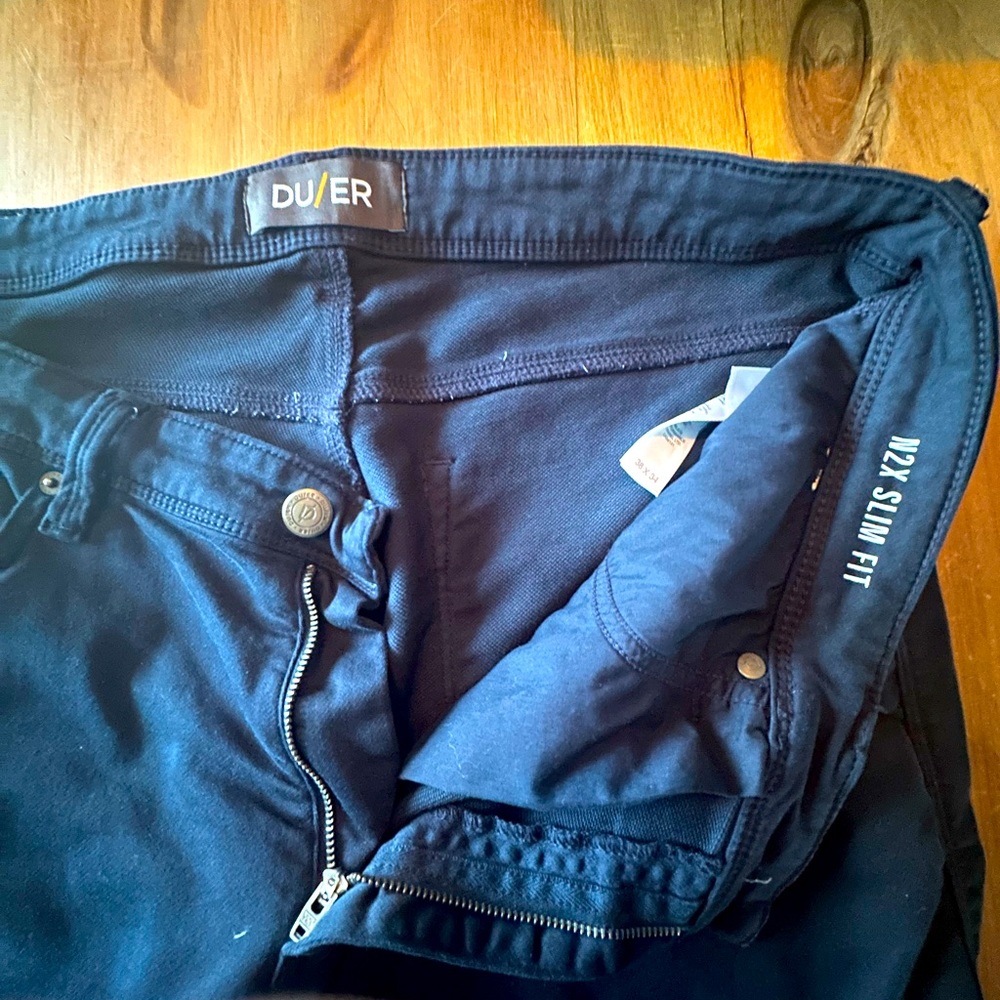 Du/er No Sweat Slim cut jeans. Navy Blue